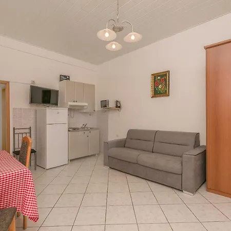 Apartment Luca