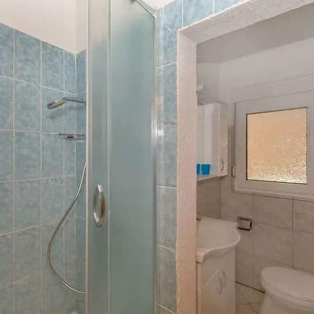 Apartman Luca *
