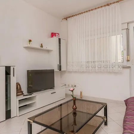 Apartment Luca